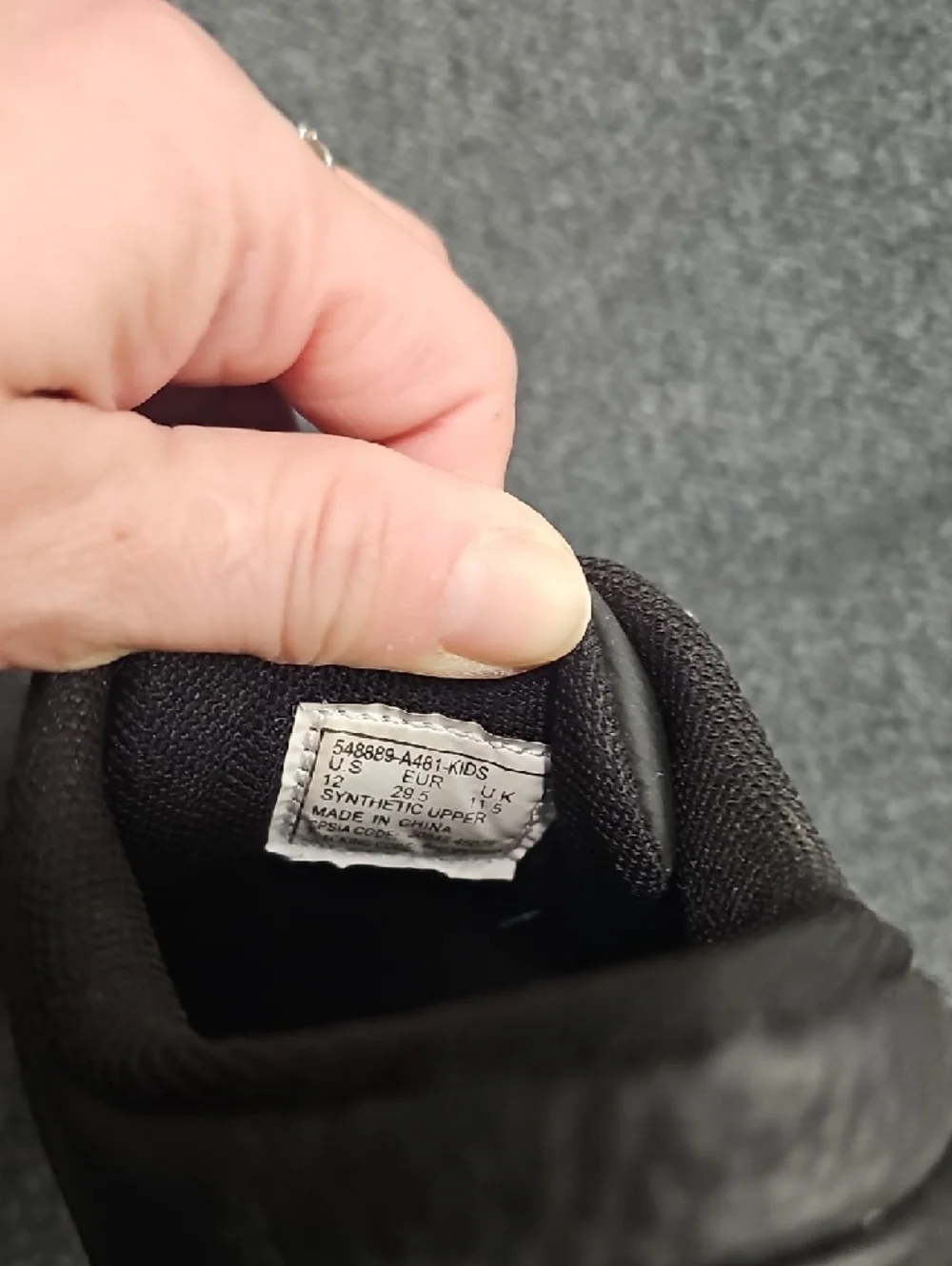 Levi's Men's Black Low-Top Casual Sneakers with Red Tab - Picture 9 of 10